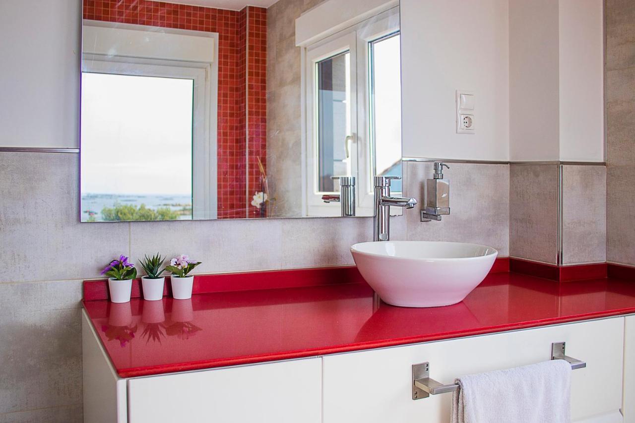 Casa Feitina: Vistas Al Mar, Moderna Y Funcional Villa อิสลา เด อาโรซา ภายนอก รูปภาพ